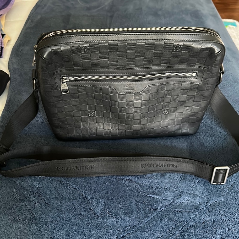 Brand New Louis Vuitton Men’s Briefcase - Black Leather